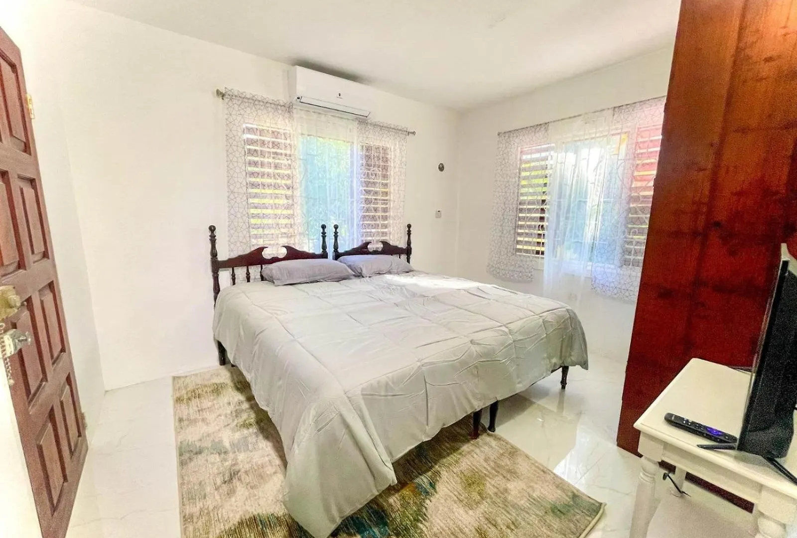 Apartment Serene Getaway-Newly Renovated Spacious 2 Beds 2 Baths Montego Bay Jamaica